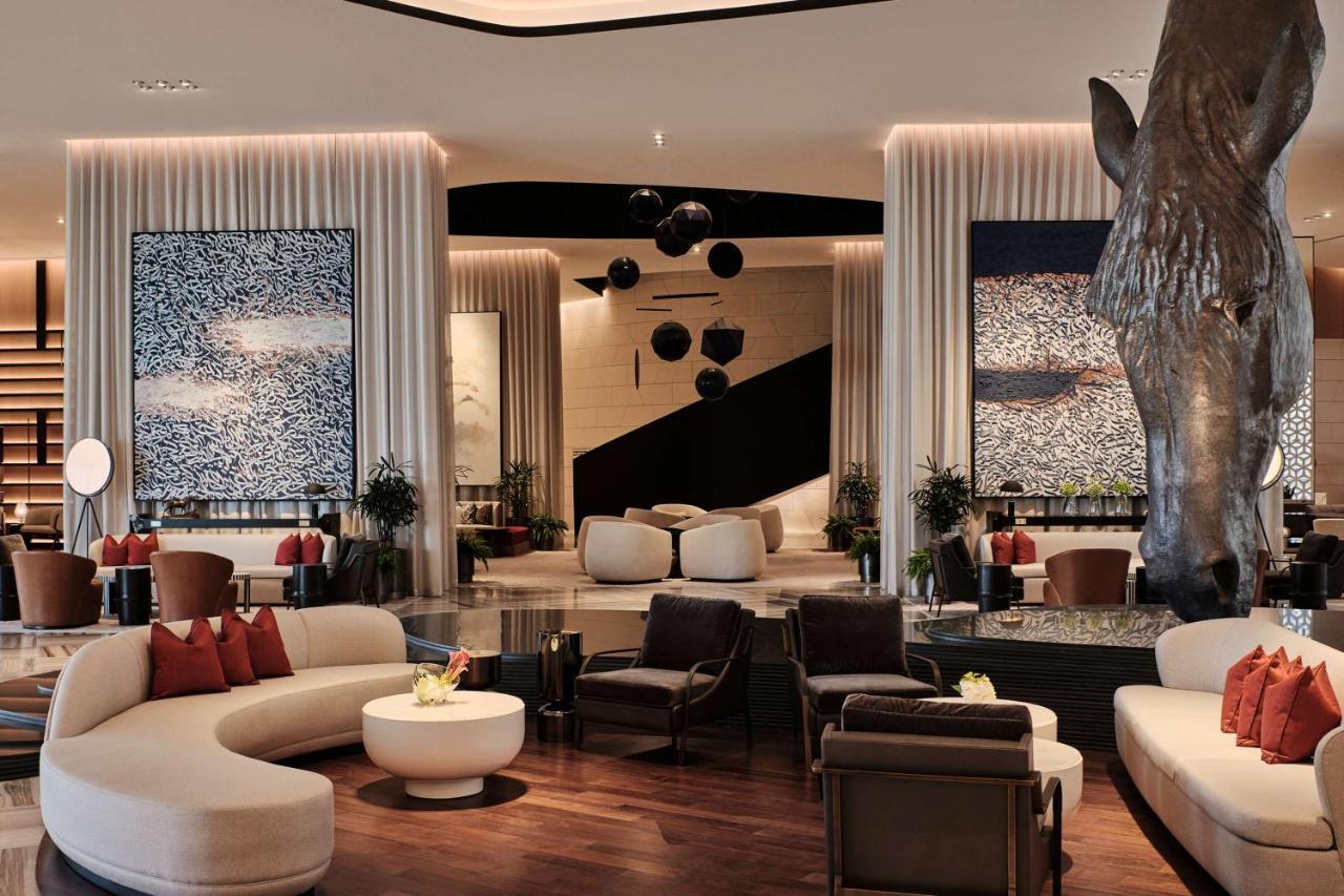 Grand Hyatt Kuwait Kuwait City Exterior foto The lobby of the hotel