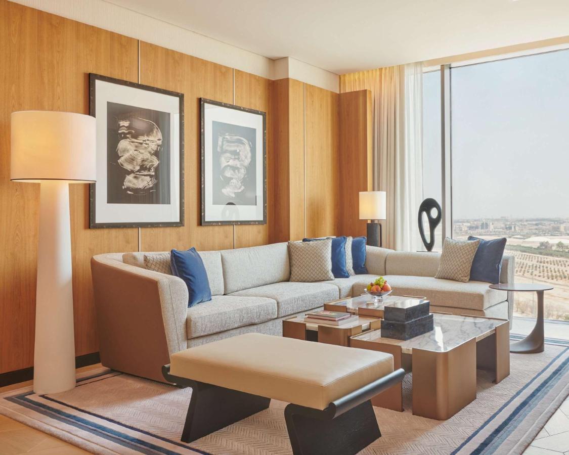 Grand Hyatt Kuwait Kuwait City Exterior foto A living room at the Ritz-Carlton, DIFC