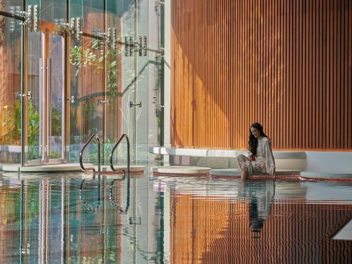 Grand Hyatt Kuwait Kuwait City Exterior foto The Spa at The Landmark