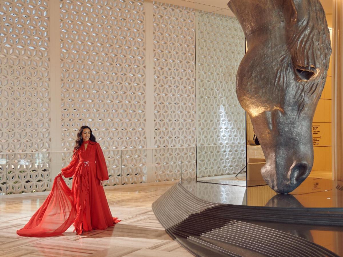 Grand Hyatt Kuwait Kuwait City Exterior foto The lobby of the hotel