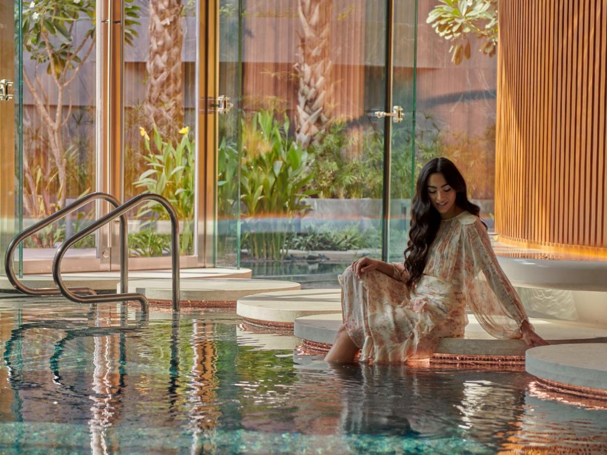Grand Hyatt Kuwait Kuwait City Exterior foto Spa at The St Regis Maldives Vommuli